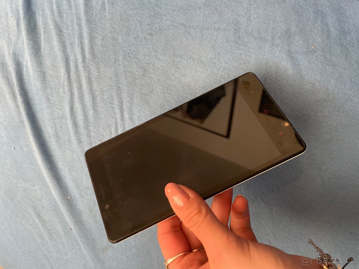 Mobilní telefon Xiaomi redmi note - 2