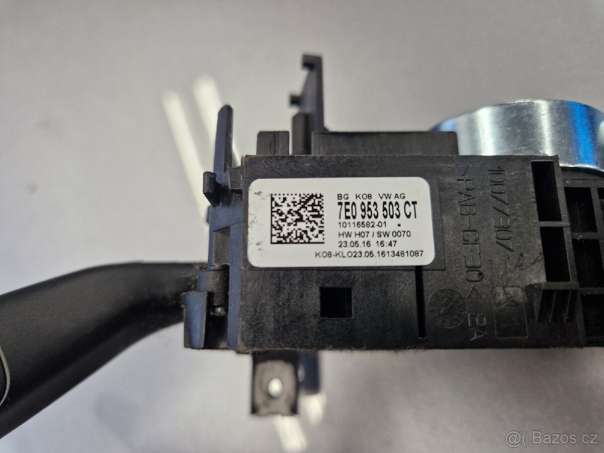 Páčky blinkru stěračů VW Transporter T6 7E0953503CT nové
- 2
