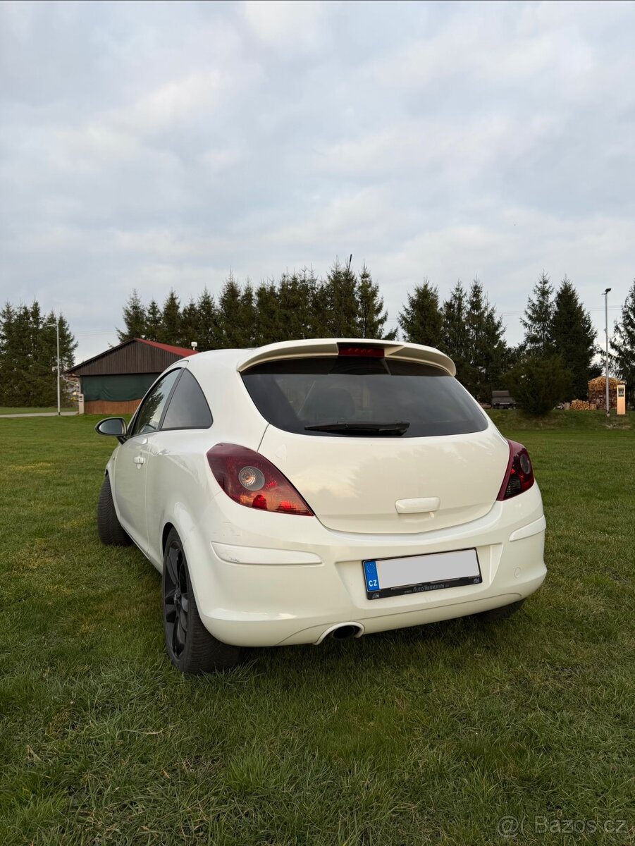 Opel corsa 1.2 59kw - 2