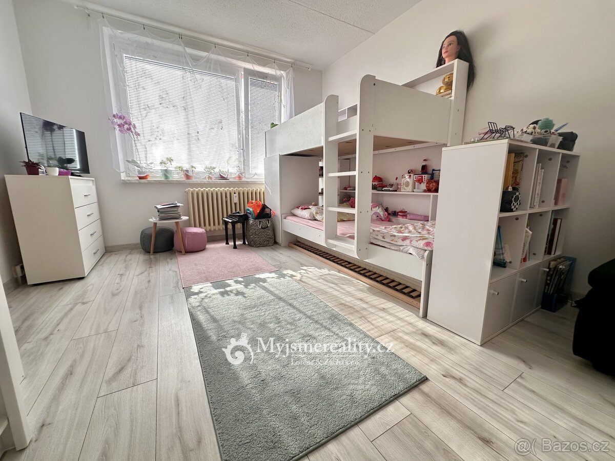 Prodej bytu 3+1 74 m², Znojmo - Přímětice, ev.č. AK020825 - 2
