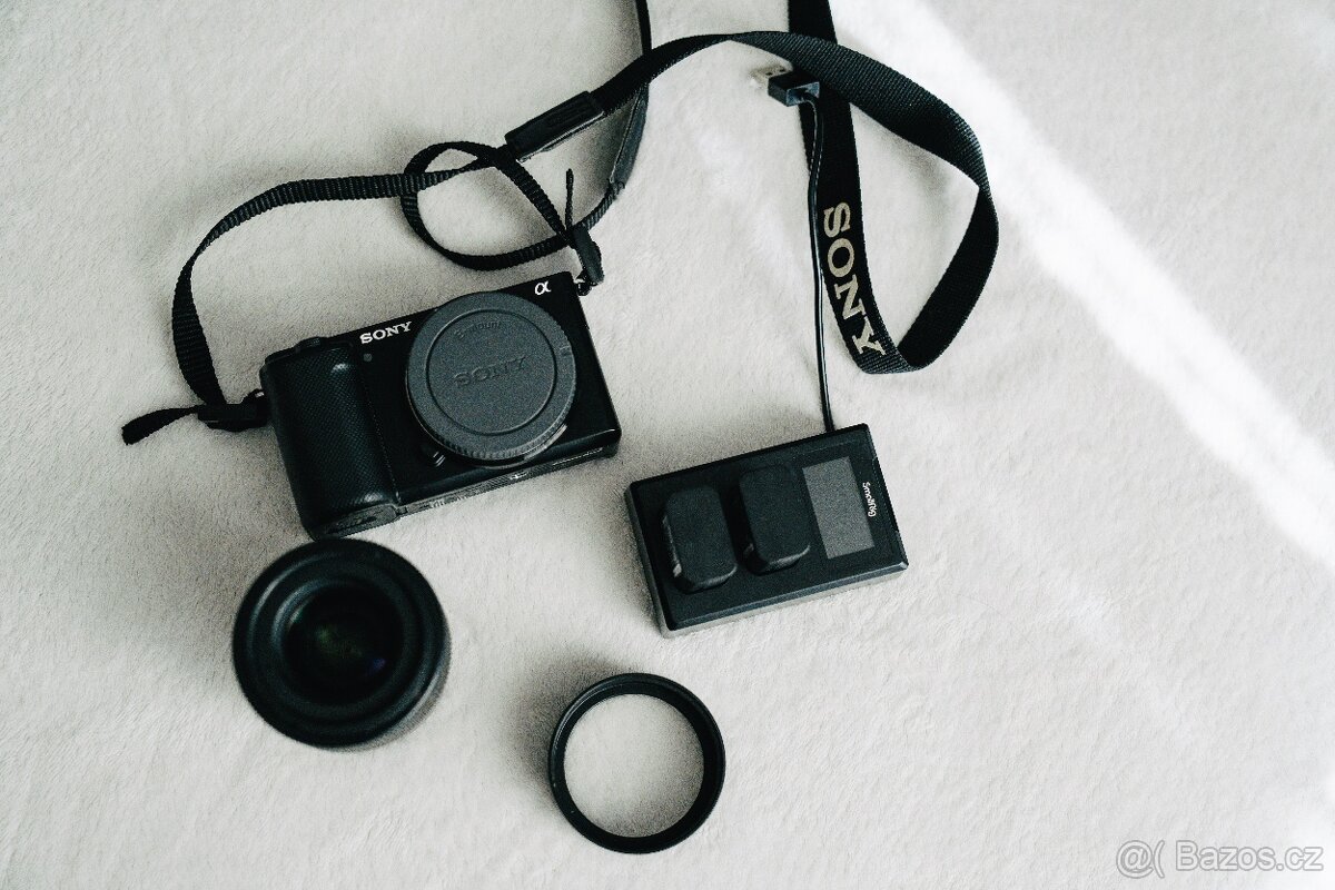Sony ZV-E10 + Sigma 30mm f/1.4 DC DN | C + 3 baterie + nabíj - 2