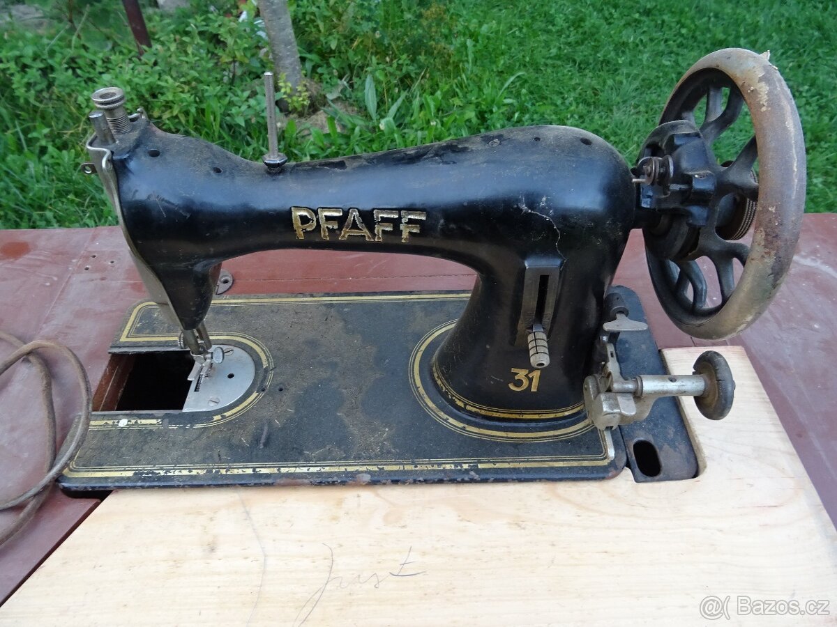 ŠLAPACÍ ŠICÍ STROJ SINGER - RETRO - 2