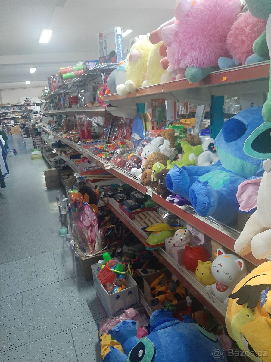 Hledám prodavačku - 2