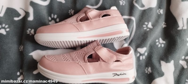 Prodám dámské nové růžové kotníkové boty - lehké v.38 - 2