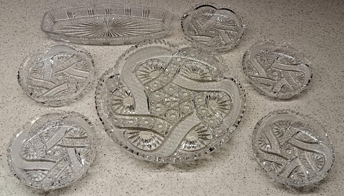 Broušené mísy - 2