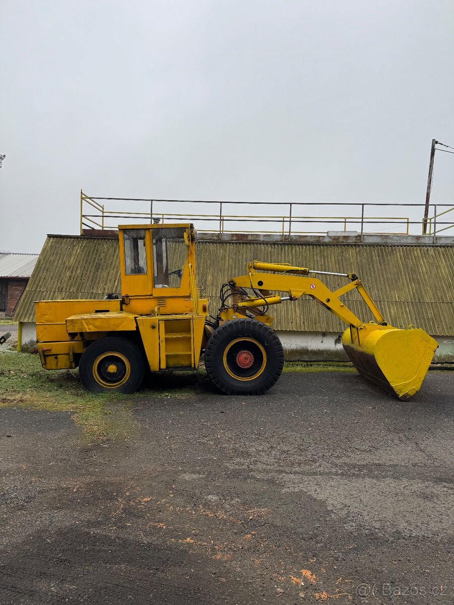 Nakladač UNO53-2 - 2