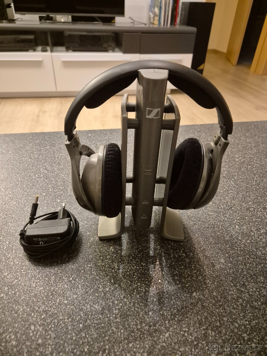 Sennheiser HDR 180 – bezdrátová sluchátka + základna + napáj - 2