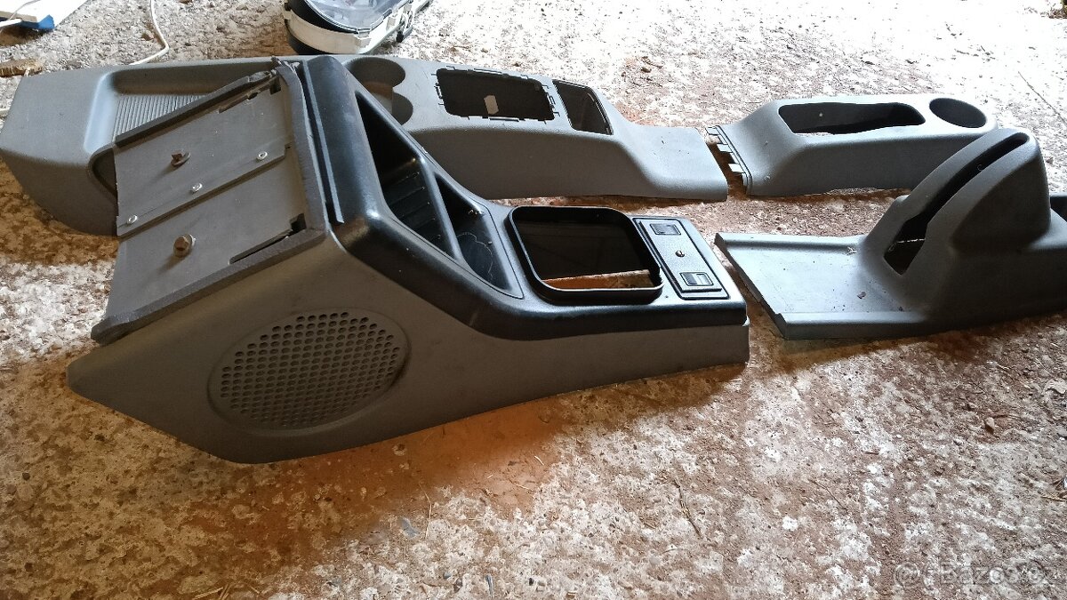 Díly Škoda Favorit, Felicia panely zrcátka - 2