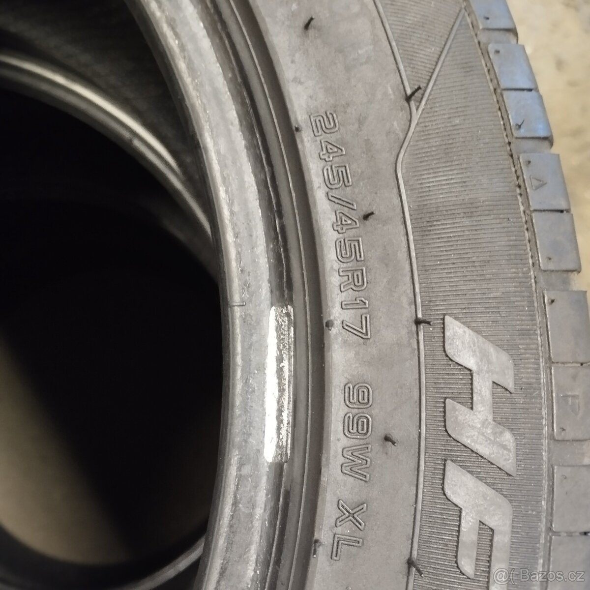 Letní pneumatiky 245/45/17 Hifly - 2