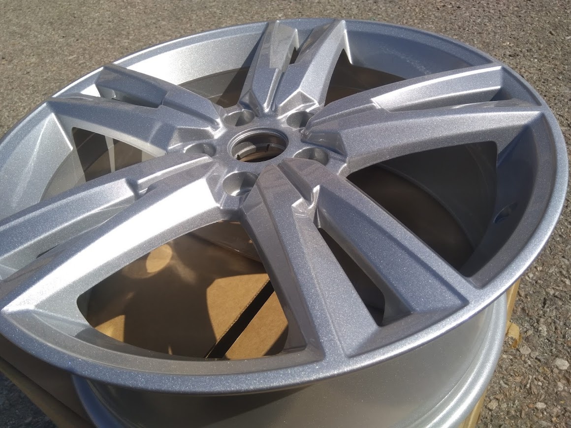 SEAT 7x18" ET45 5x112 originál R18 Ateca - 2