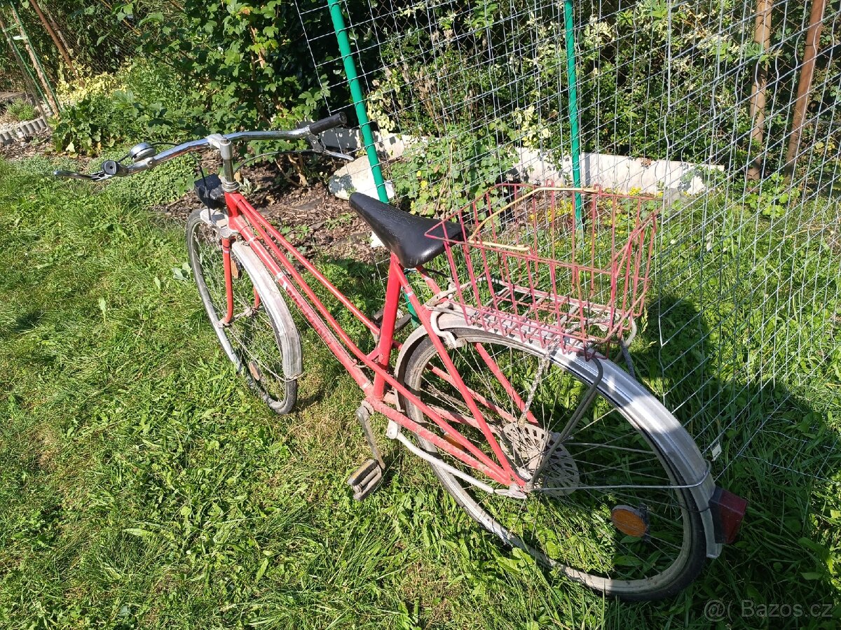 Staré dámské kolo - 2