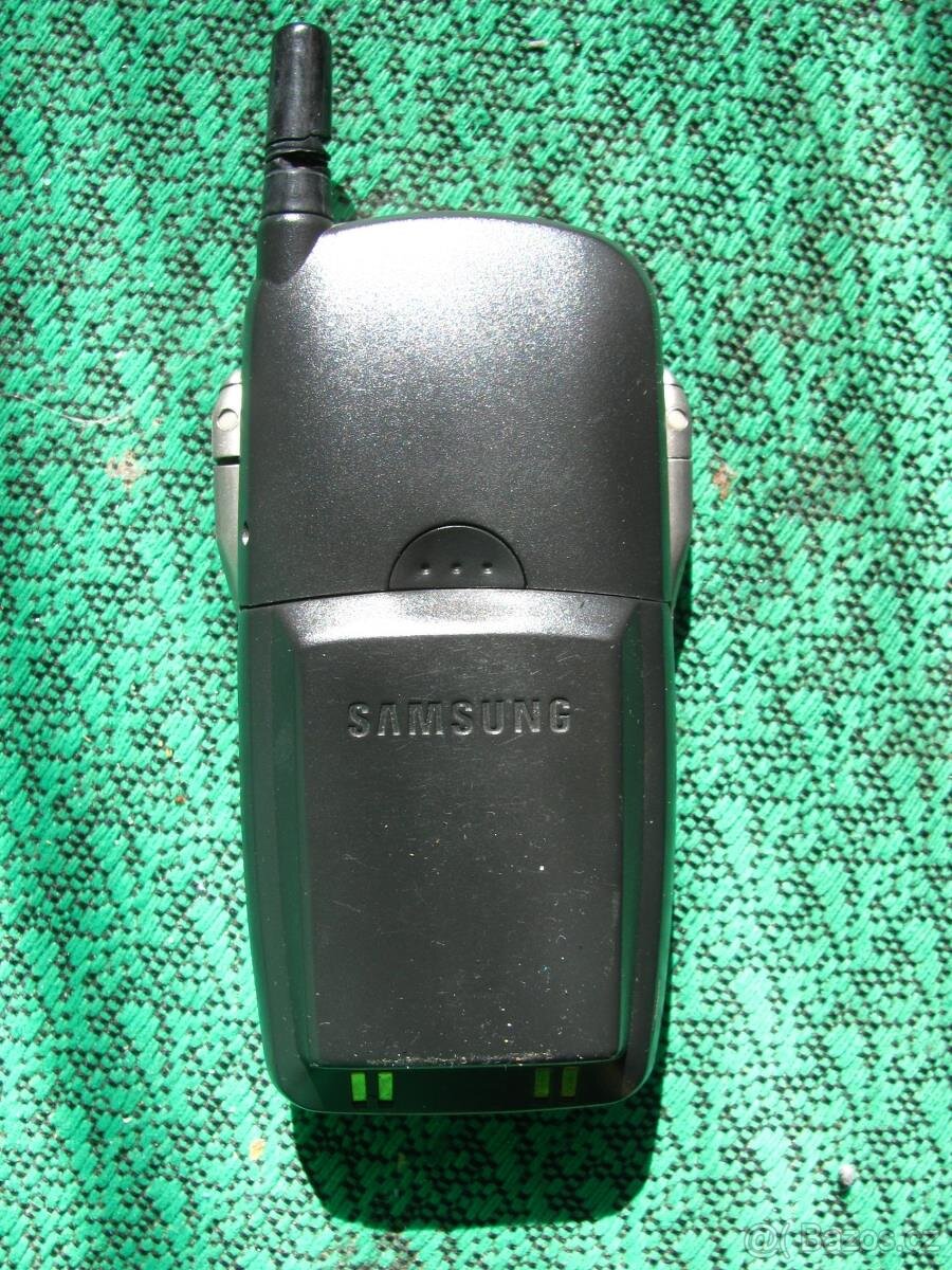 SAMSUNG SGH 500 pro sběratele z období ~ 2000 - 2