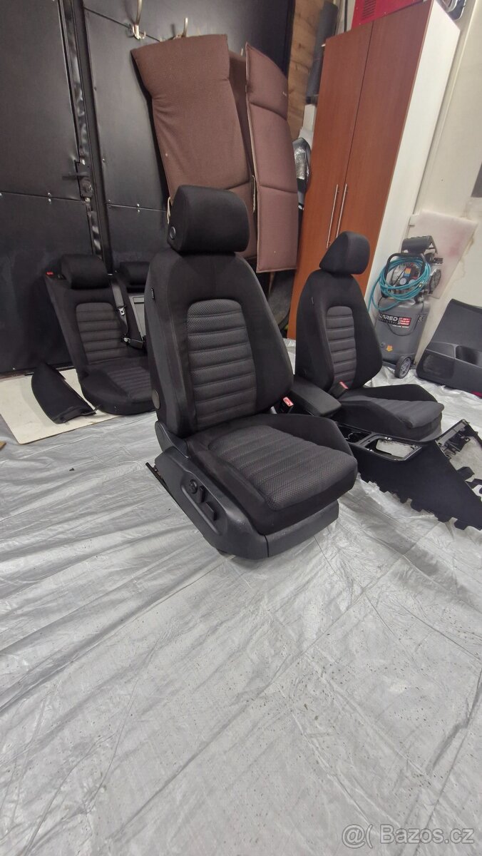 Sedačky s line passat b6 combi - 2