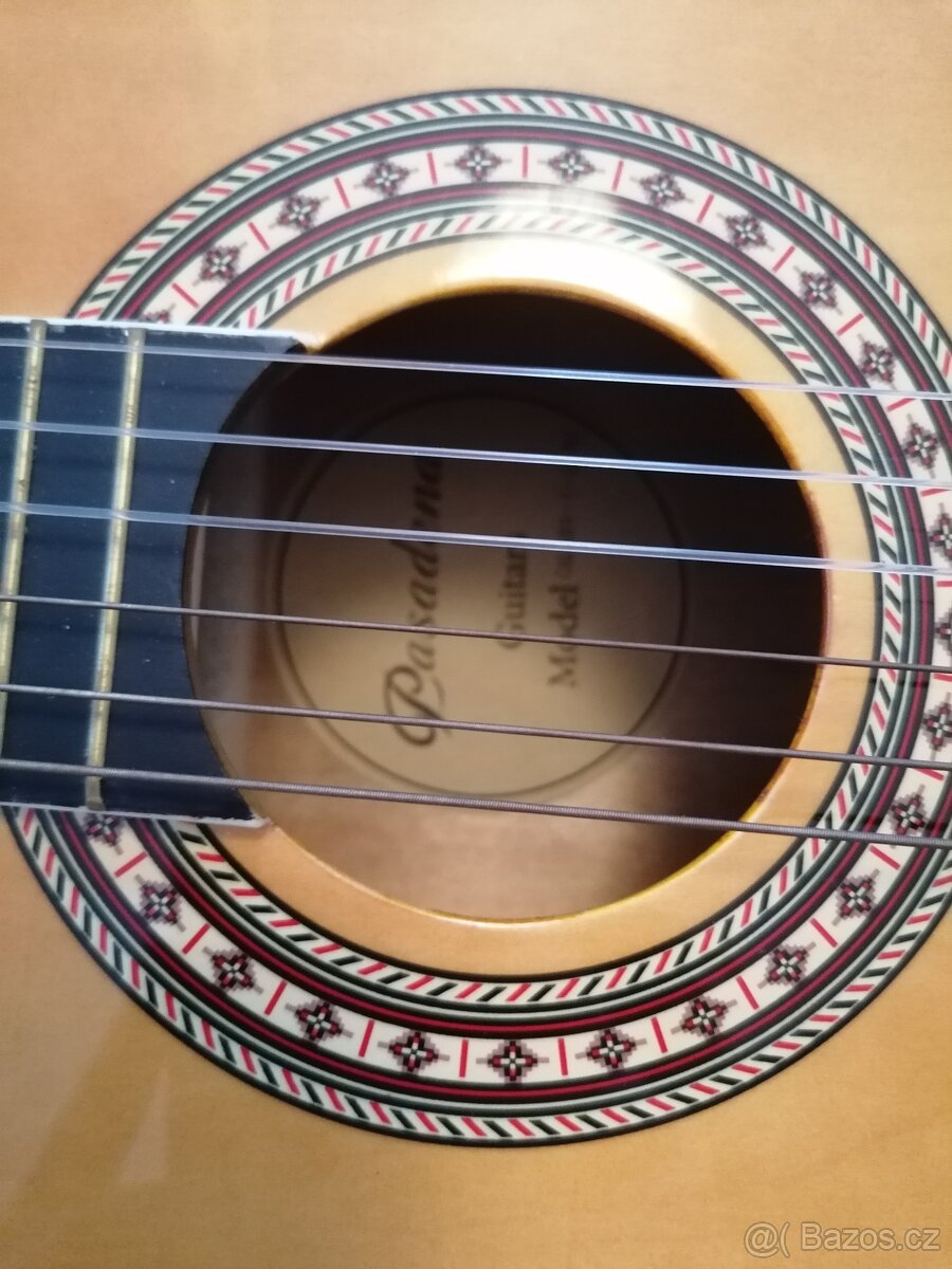 Dětská kytara Passadena - 2