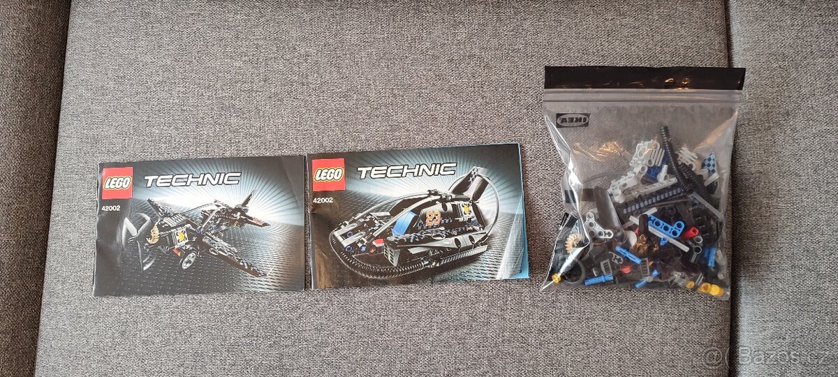 LEGO Technic 42002 – VZNÁŠEDLO - 2