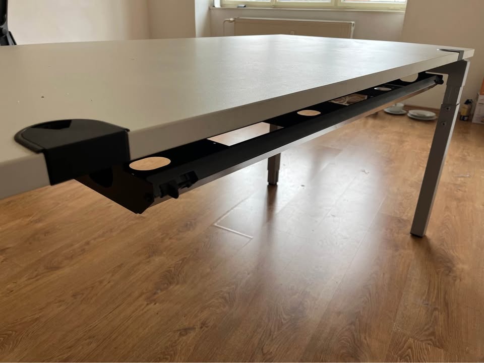 Kancelářský stůl 160 x 80 - 2