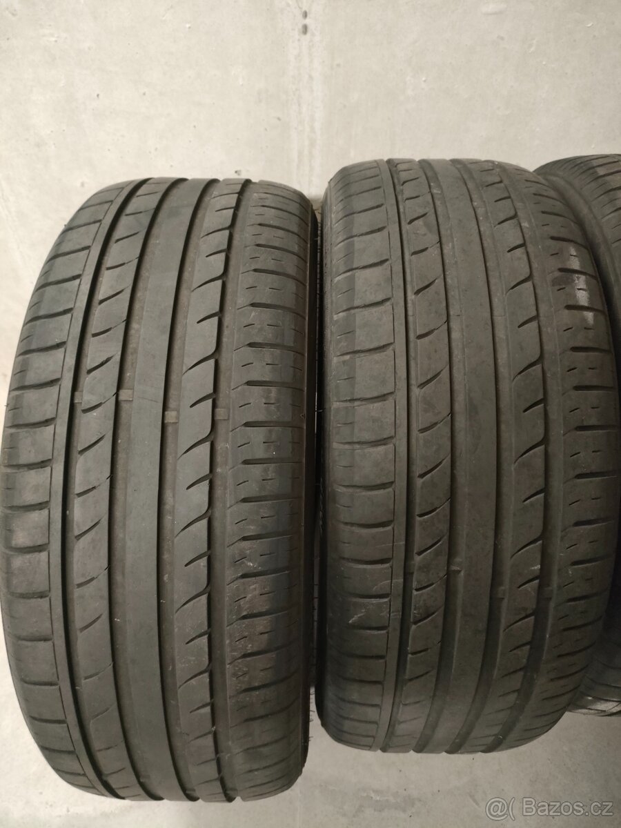 Sada 245/45R20 Goodride - 2