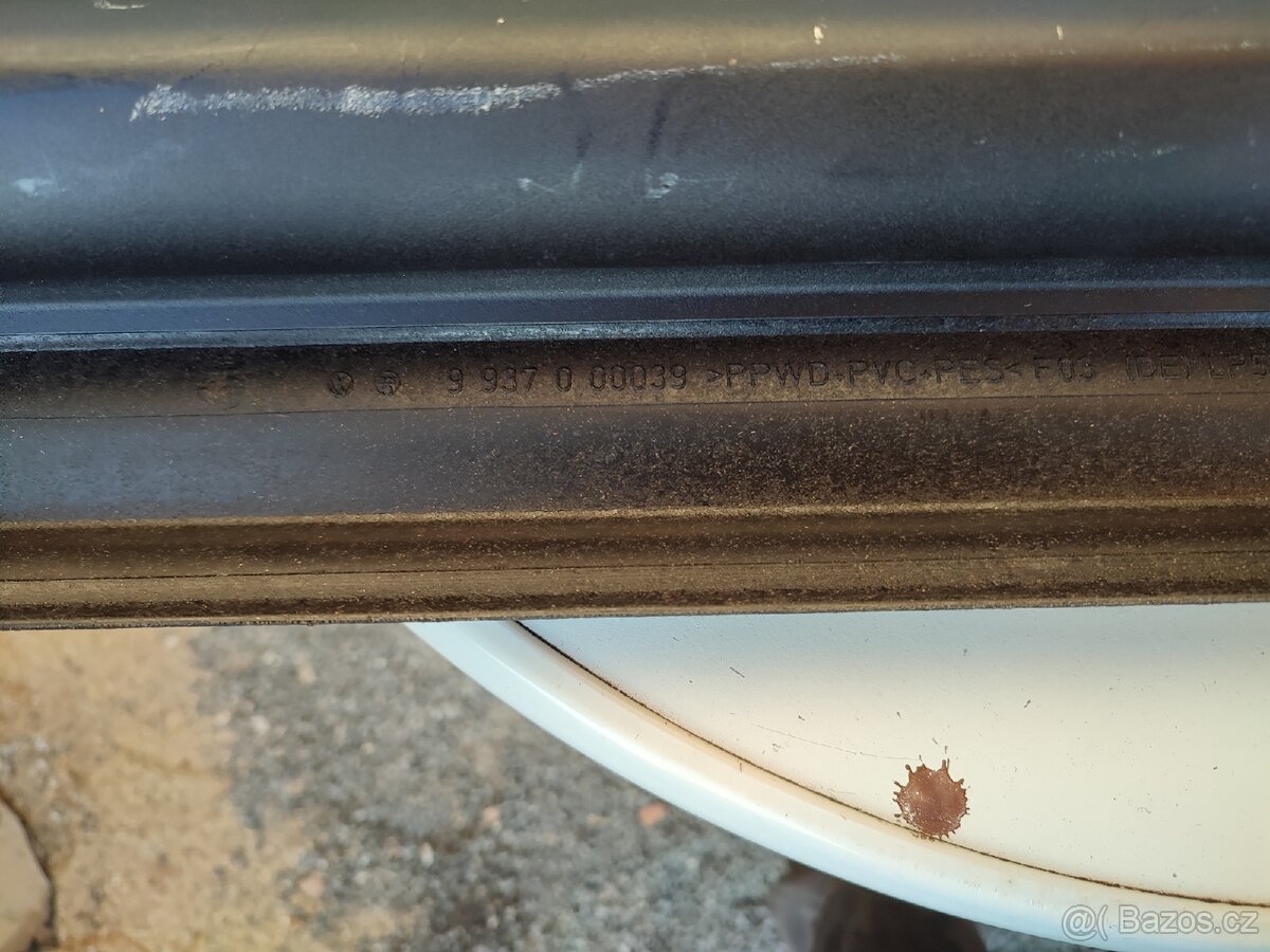 Roleta Passat b6 - 2