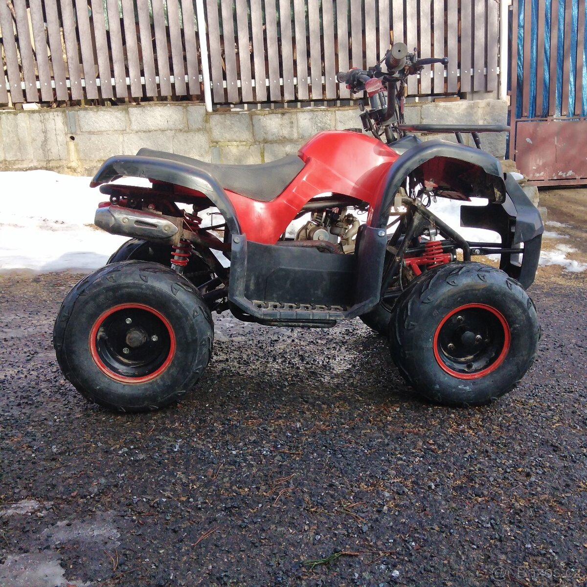 Čtyřkolka 125