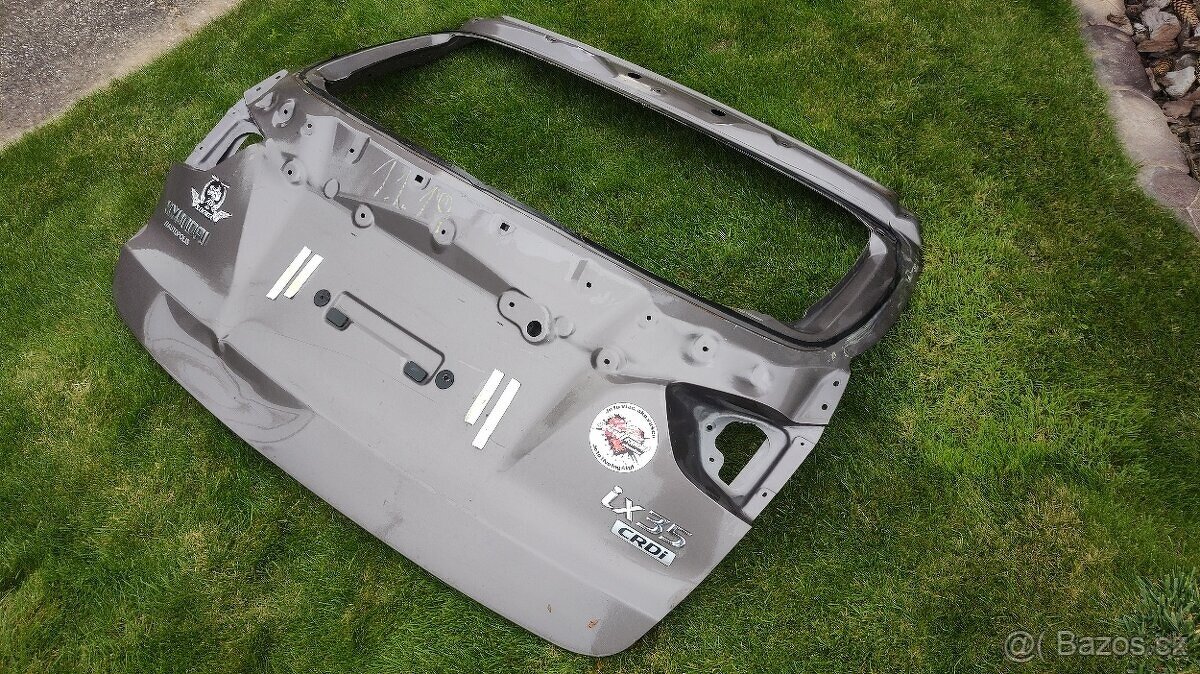 Hyundai ix35 IX35 2009 - 2015 zadna kapota kufor dvere - 2