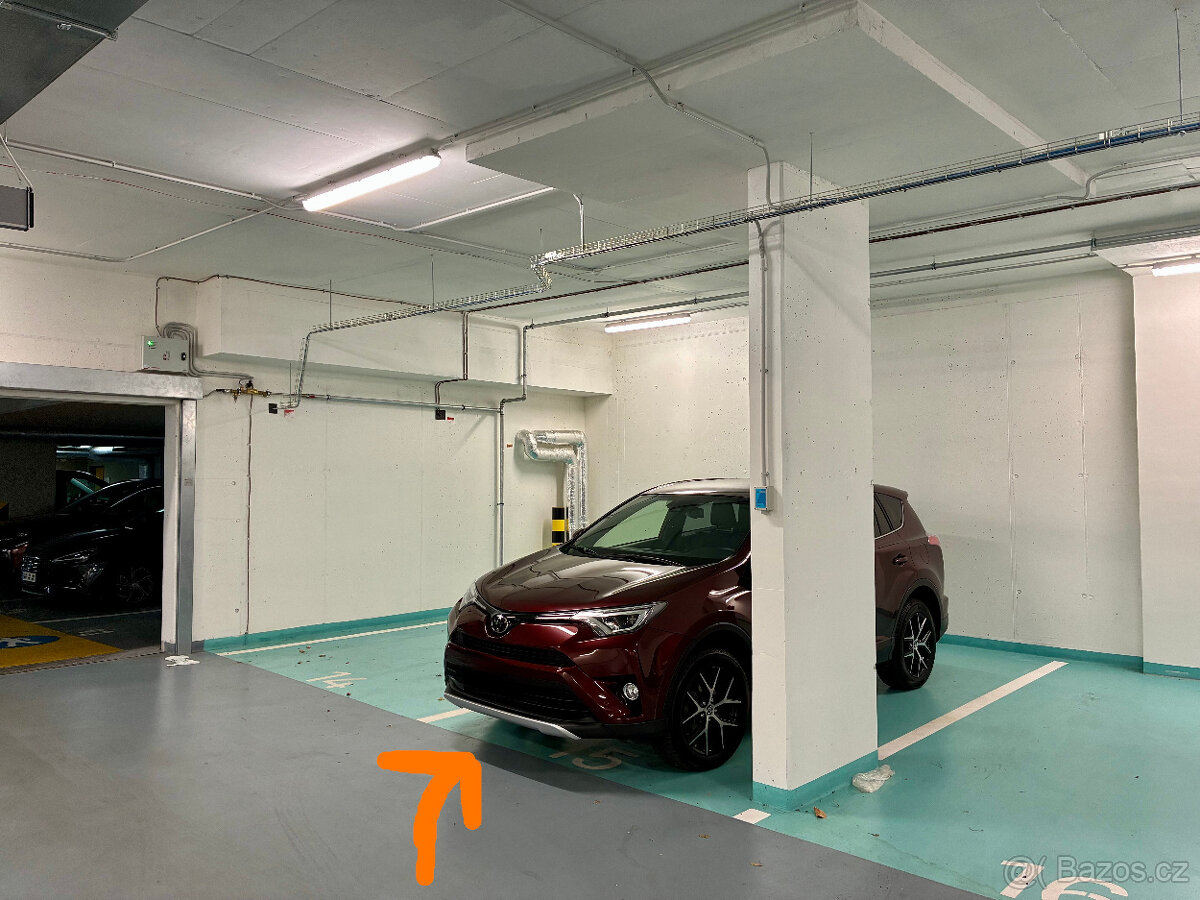 Pronájem garážového stání - Vokovice, Praha 6 - 2