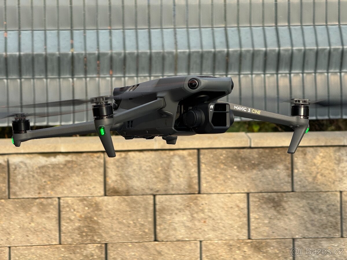 DJI Mavic 3 Cine Premium Combo - 2
