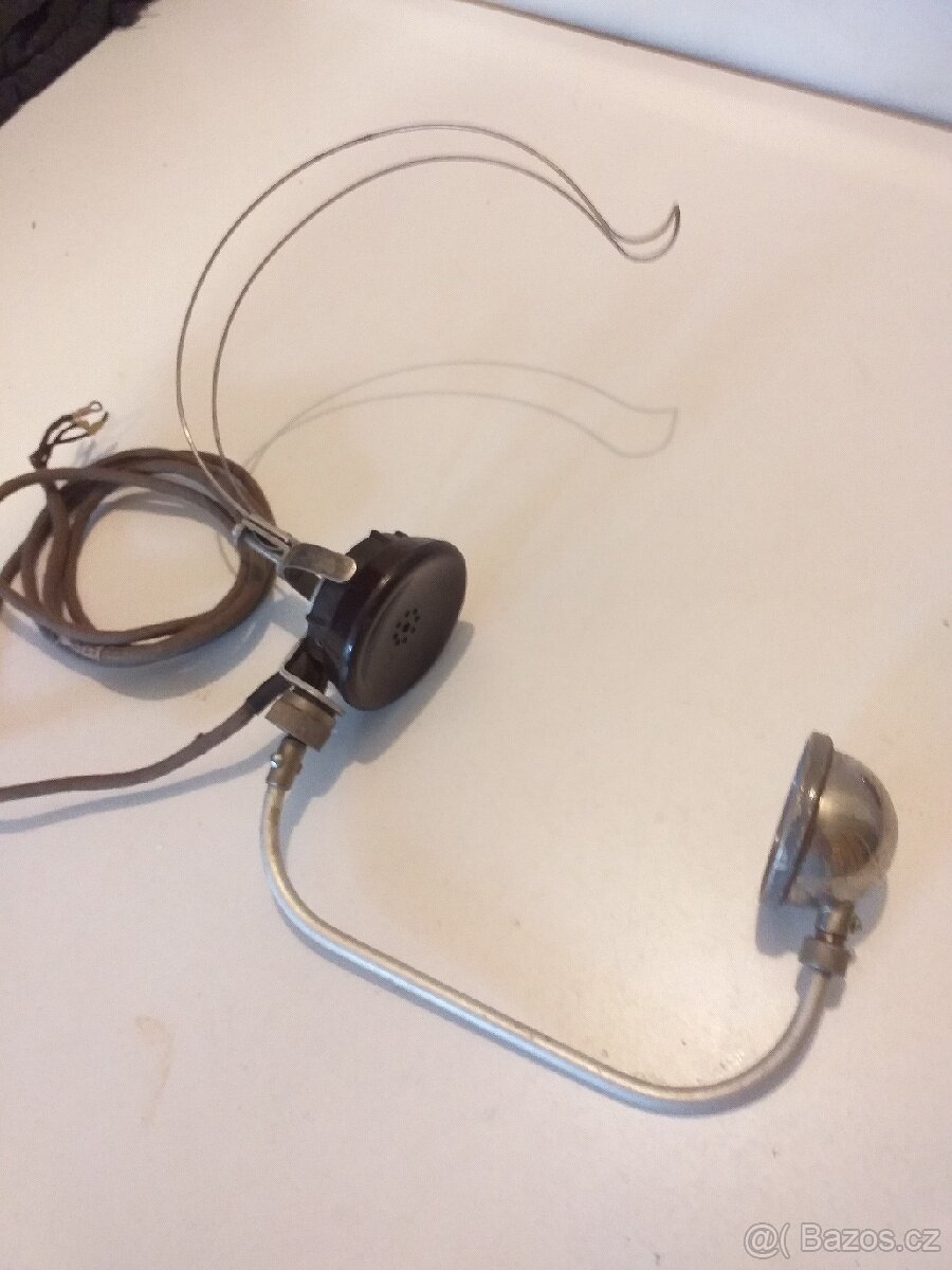 Staré sluchátka - 2