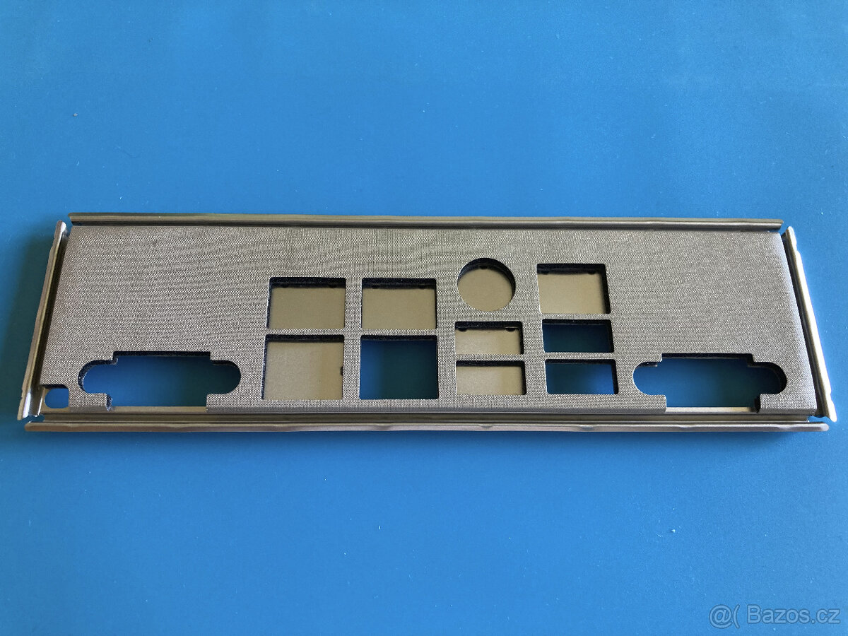 Supermicro zadní I/O panel - 2