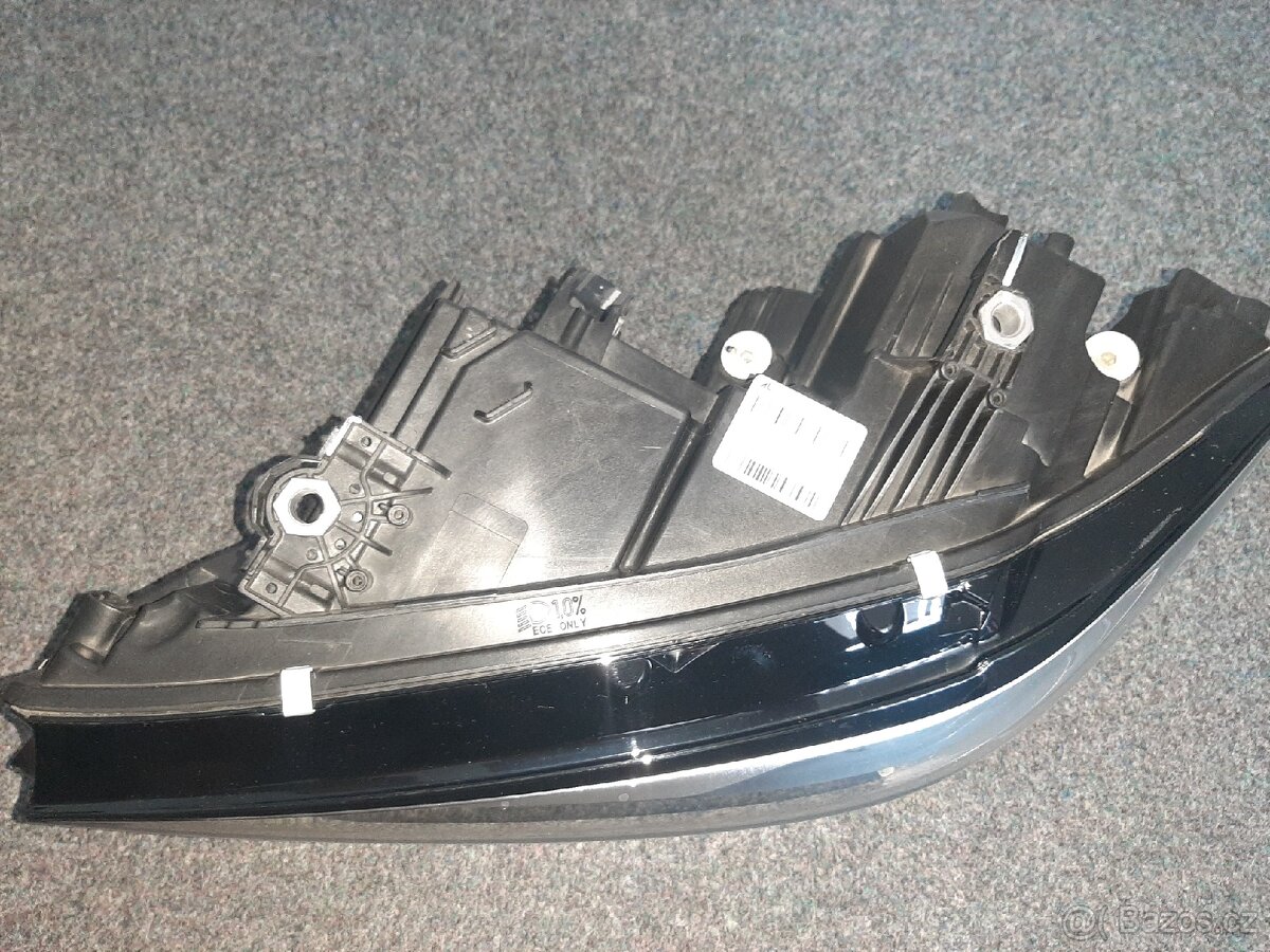 Předni leve světlo BMW G20 - 2