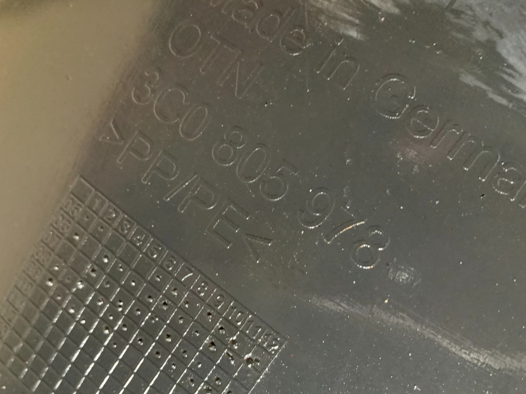 VW PASSAT B6 - 3C 05-10 - nadkolí spodní+horní PP - 2