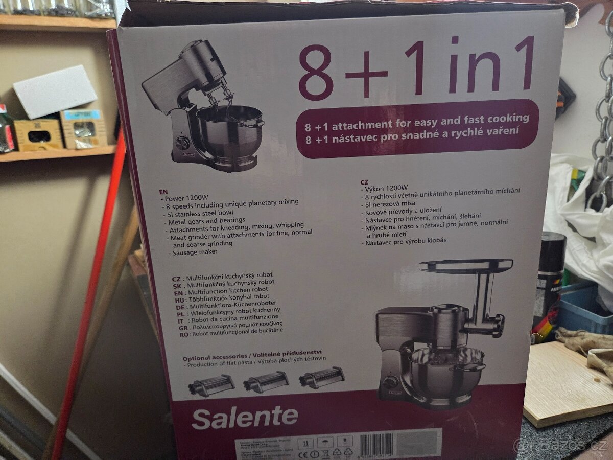 Robot kuchyňský 4900 Kč - 2