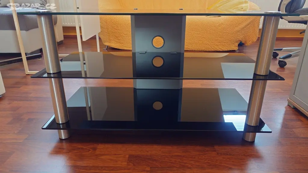 Televizní stolek - 2