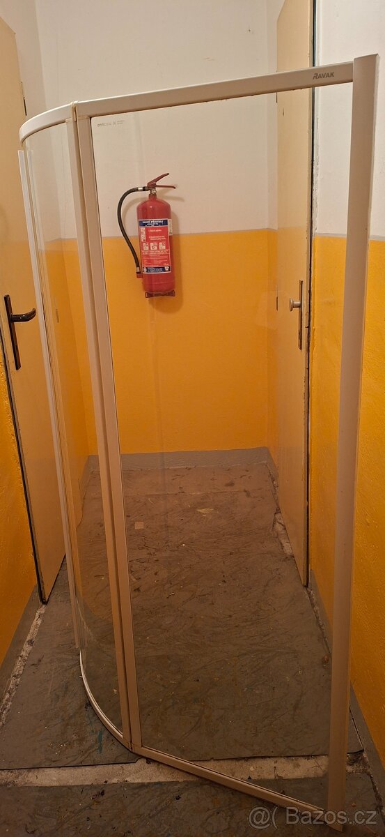 Vanová zástěna Ravak - 2