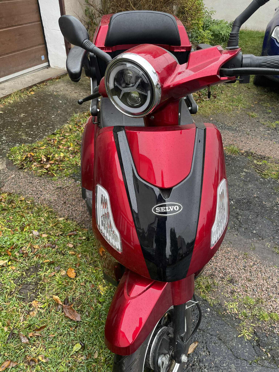 Elektrický vozík Selvo 31000/Li - 2