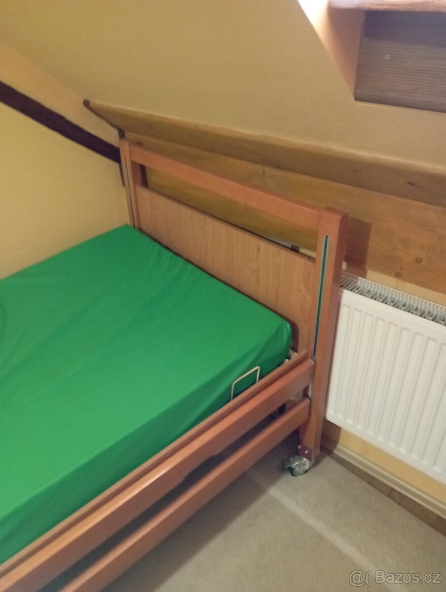 Polohovací postel - 2