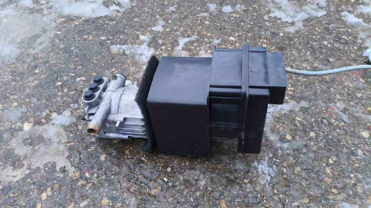 Prodám motor/čerpadlo z tlakového čističe - 2