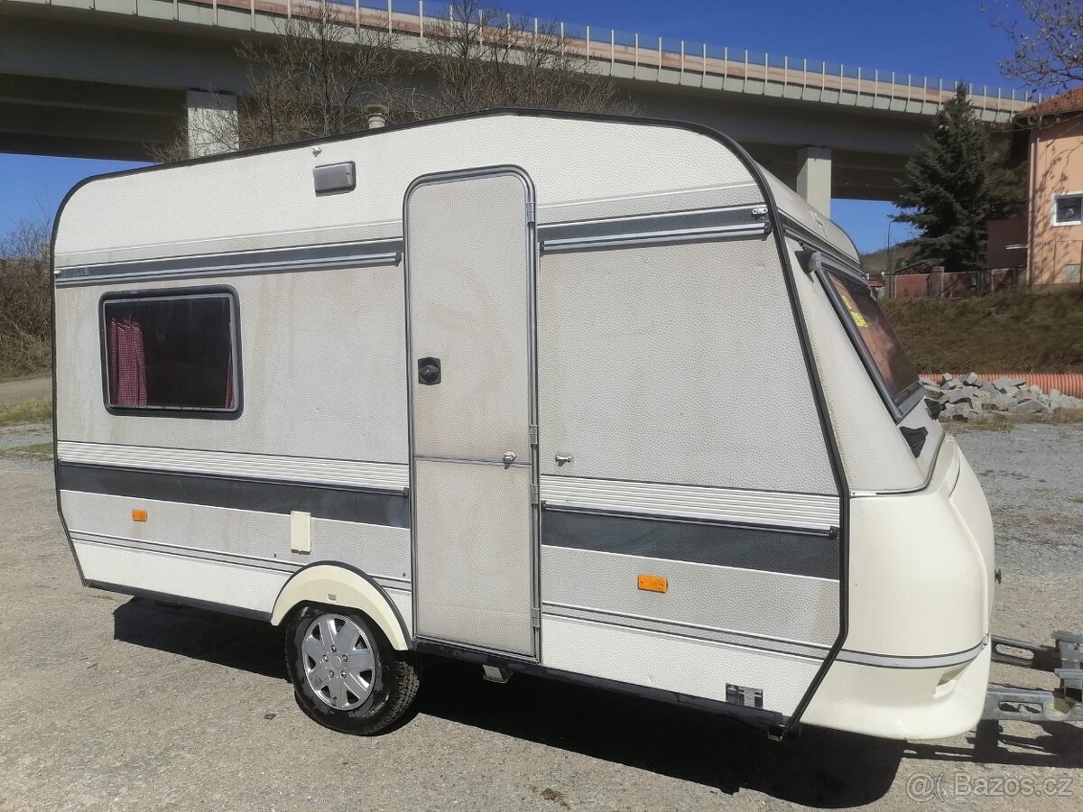 Karavan Hobby , Kuchyňka, Topení - 2