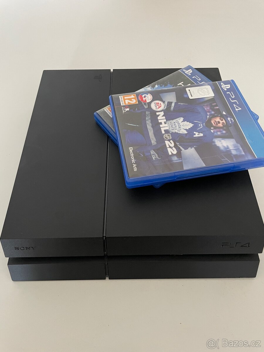 Playstation 4 - 2