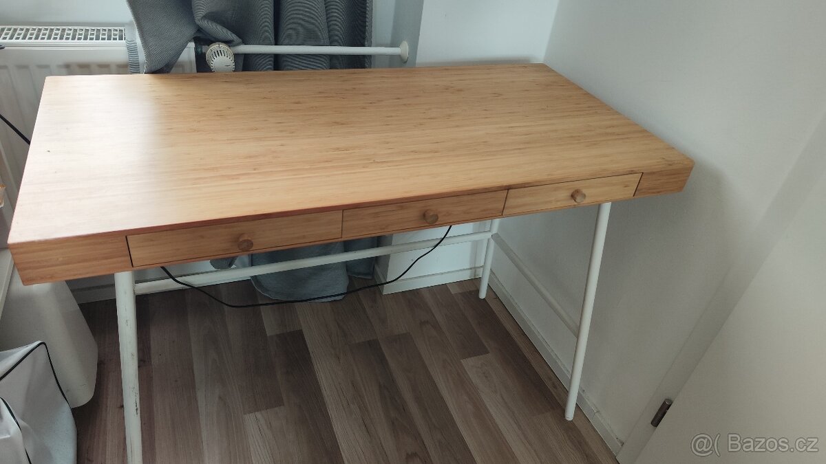 Stůl IKEA LILLASEN - 2