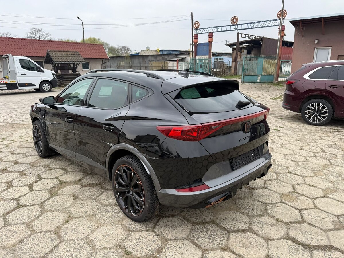 Cupra Formentor 1.4 e-Hybrid DSG - 2