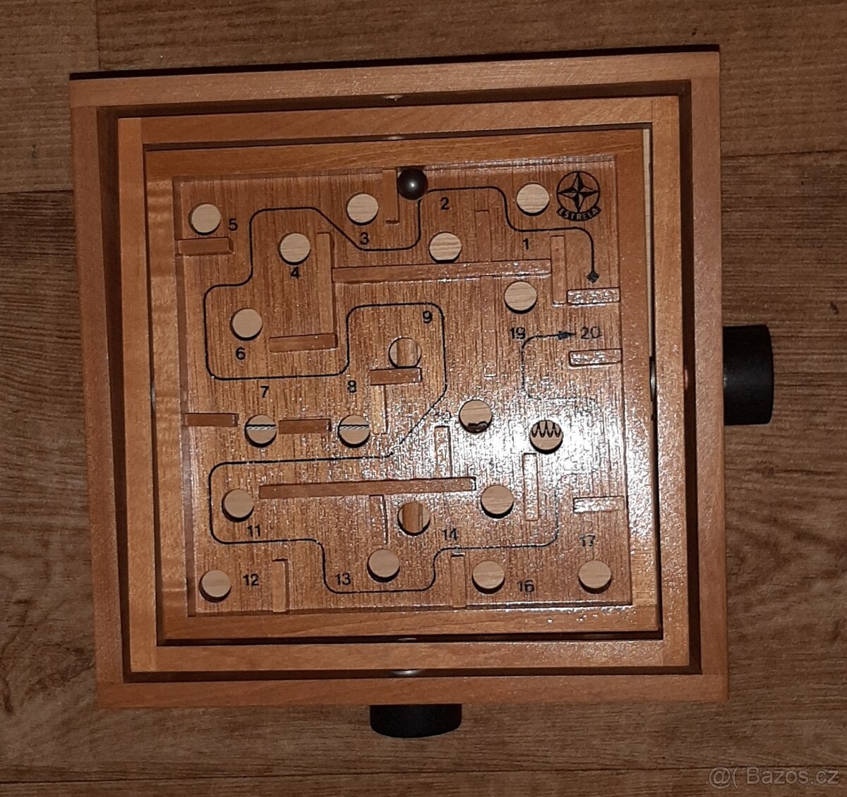 RETRO HRA LABYRINTH - 2