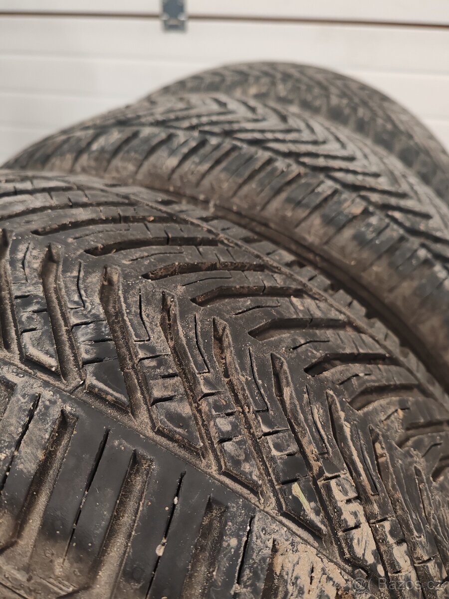 215/55 R 17 celoroční - 2