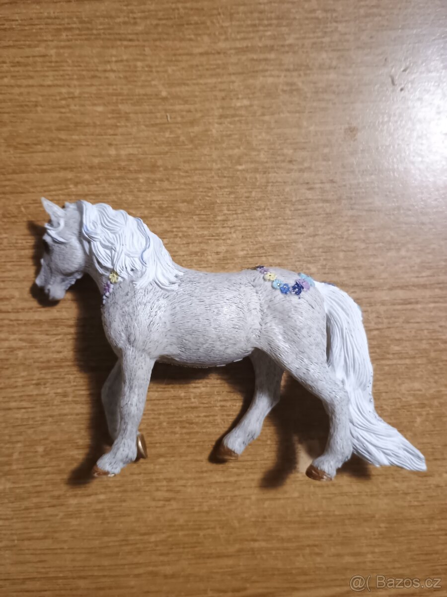 Schleich Bayala kůň - 2