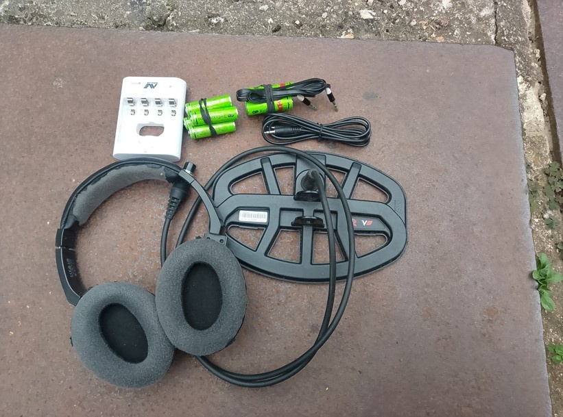 Detektor Minelab Vanqquish 540 - 2