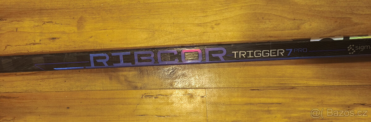 Hokejka CCM Ribcor trigger 7 pro flex 40 P28 levá - 2