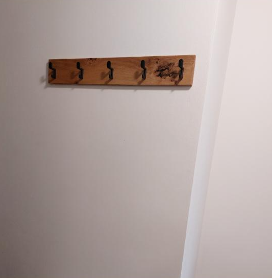 Nástěnný věšák - 2