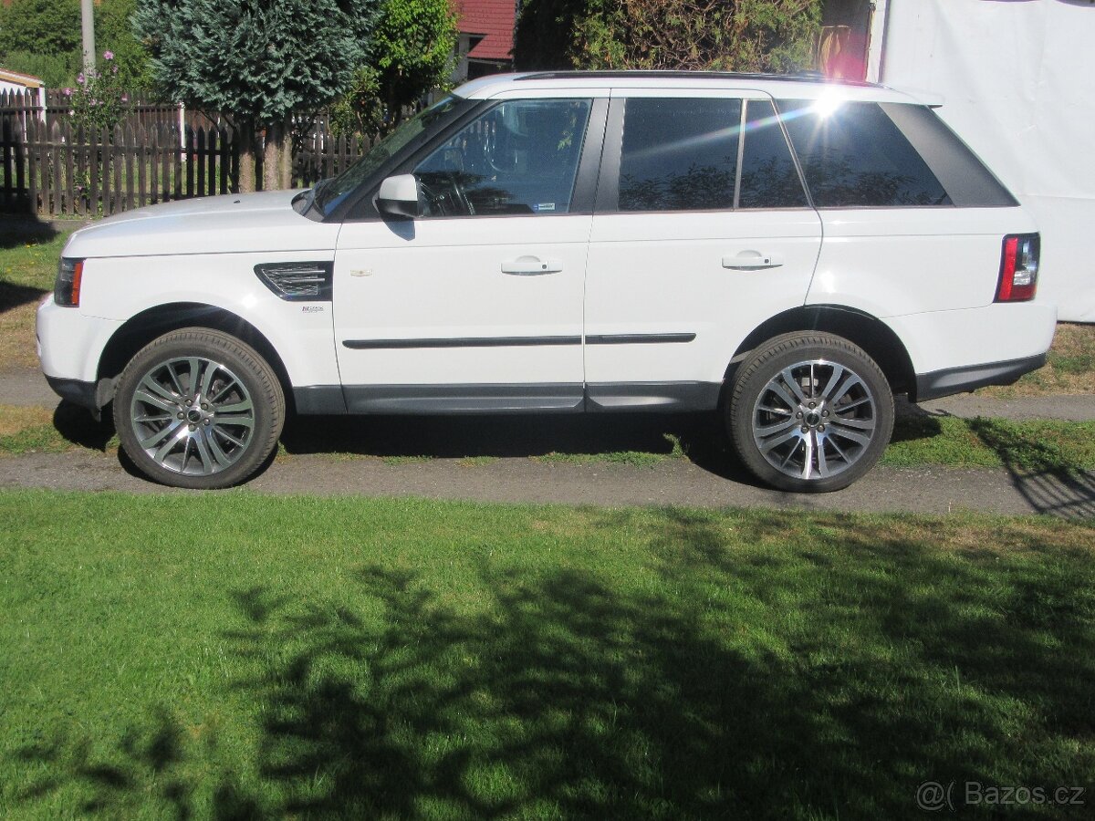 LAND ROVER RANGE ROVER SPORT 3.0 188kw.r.2012 nový v čr.