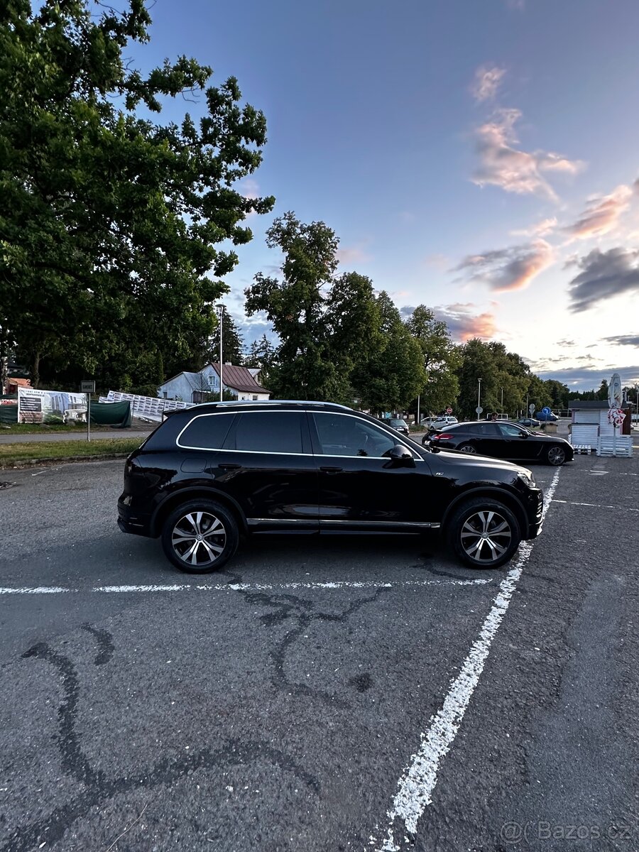 VW TOUAREG 3.0 TDI DPH CZ