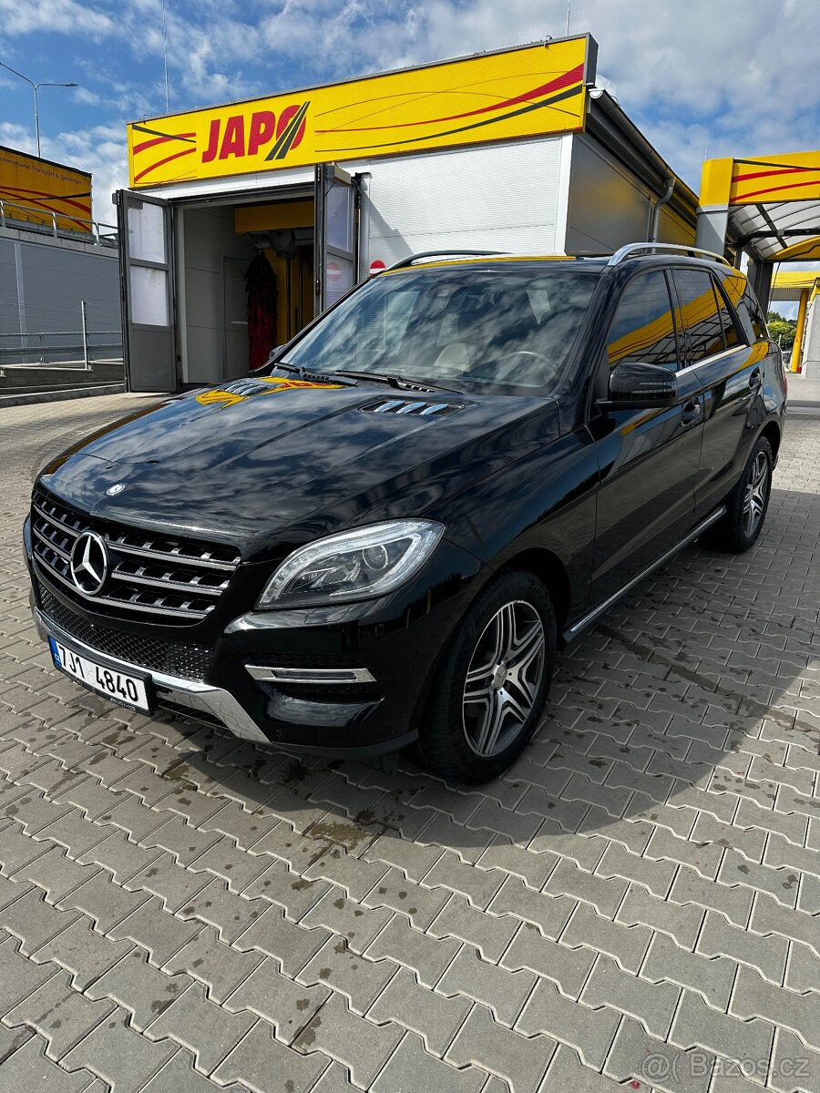 Mercedes Benz ML350 CDI 4Matic Bluetec verze166 - 2