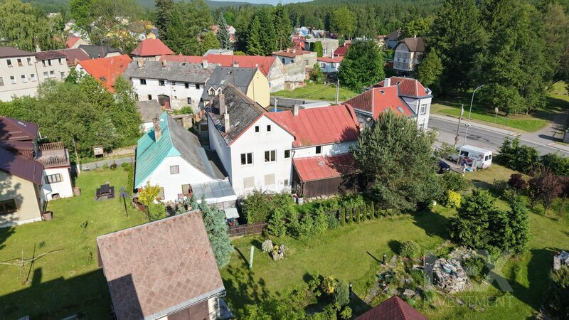 Prodej rodinného domu v obci Svratka - 2